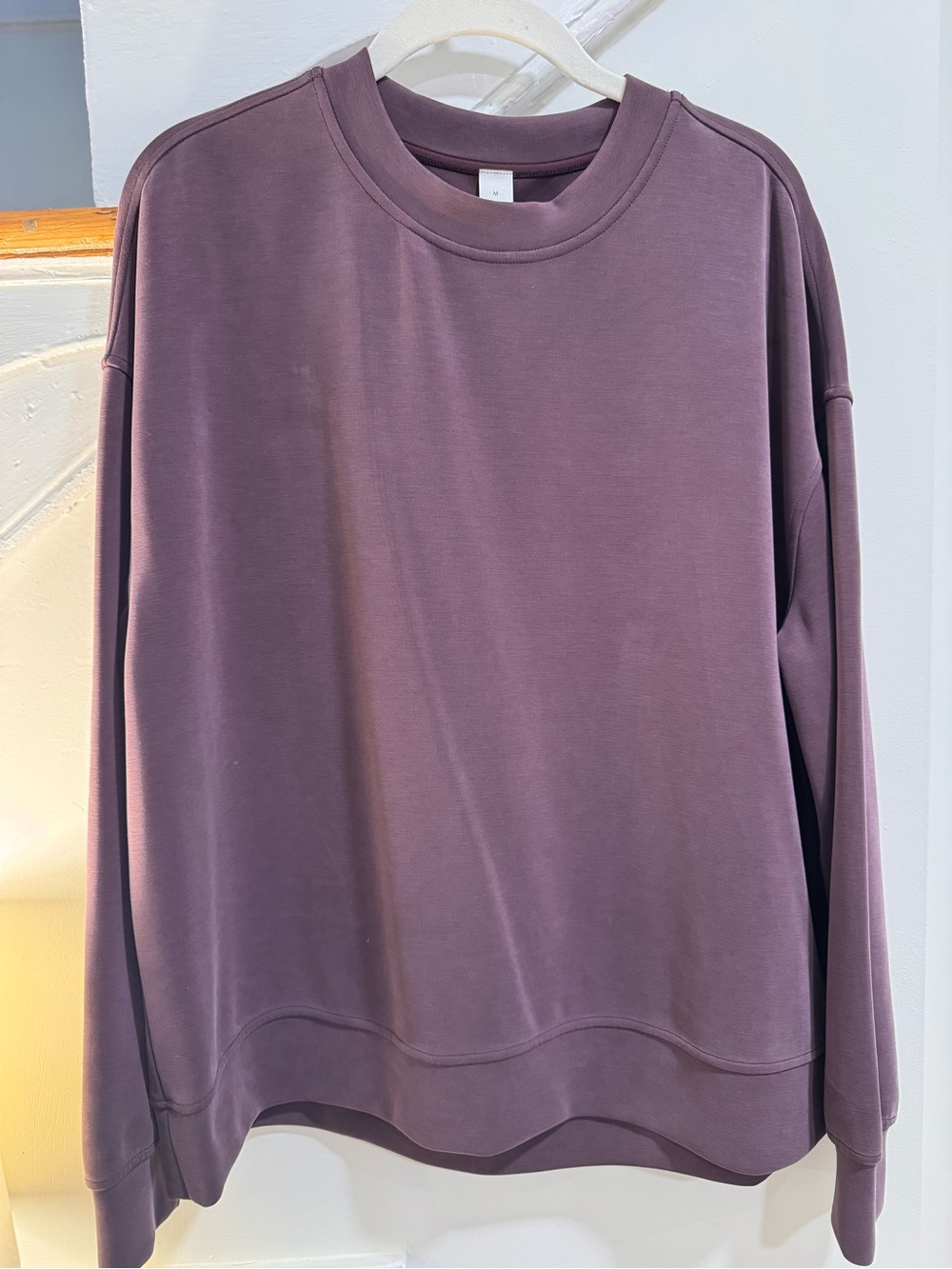 Lululemon Classic Crewneck Sweatshirt in Dusty Plum